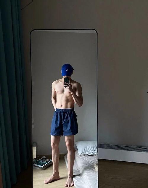 女网红腹肌男的爆料视频,揭秘背后惊人真相  第3张